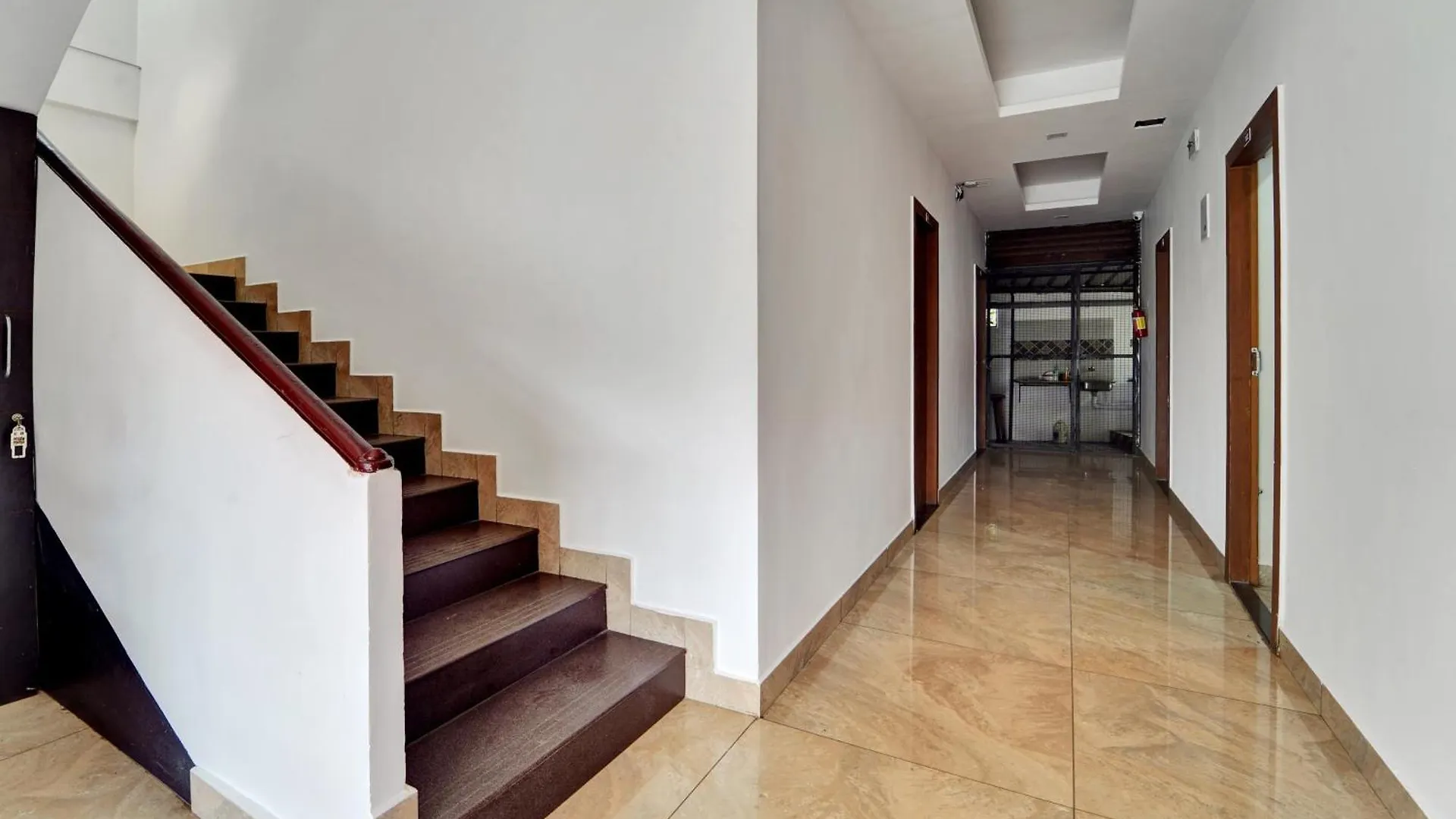 Super Hotel O Ernakulam Near North Railway Station Kochi 0*,  الهند